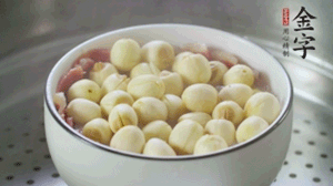 上鍋大火蒸1小時(shí)。